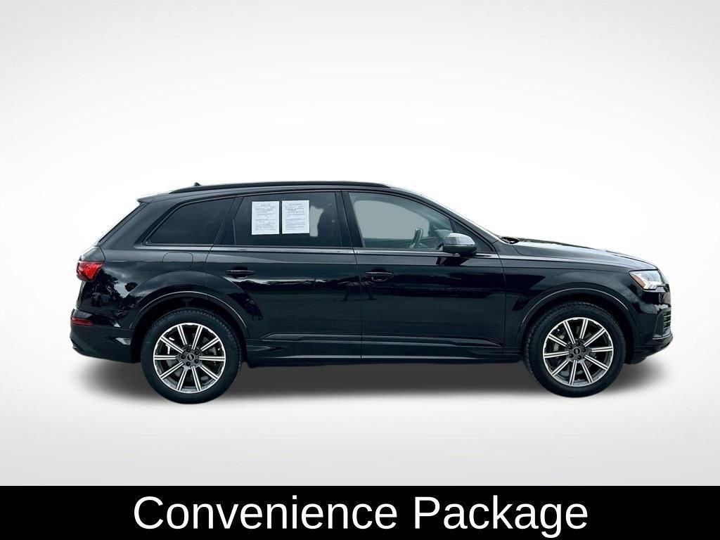 used 2023 Audi Q7 car, priced at $39,636