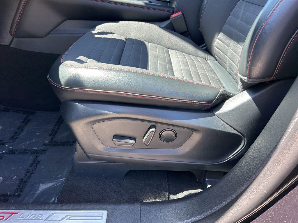 used 2025 Ford Explorer car, priced at $35,997