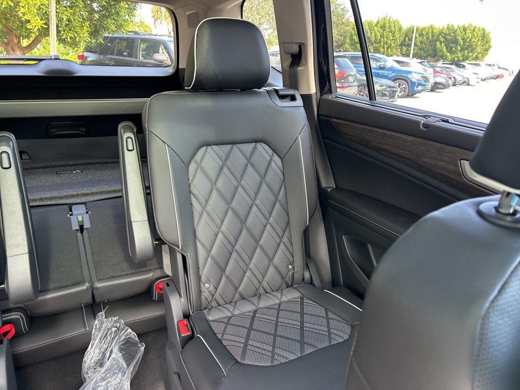 new 2026 Volkswagen Atlas car, priced at $52,498