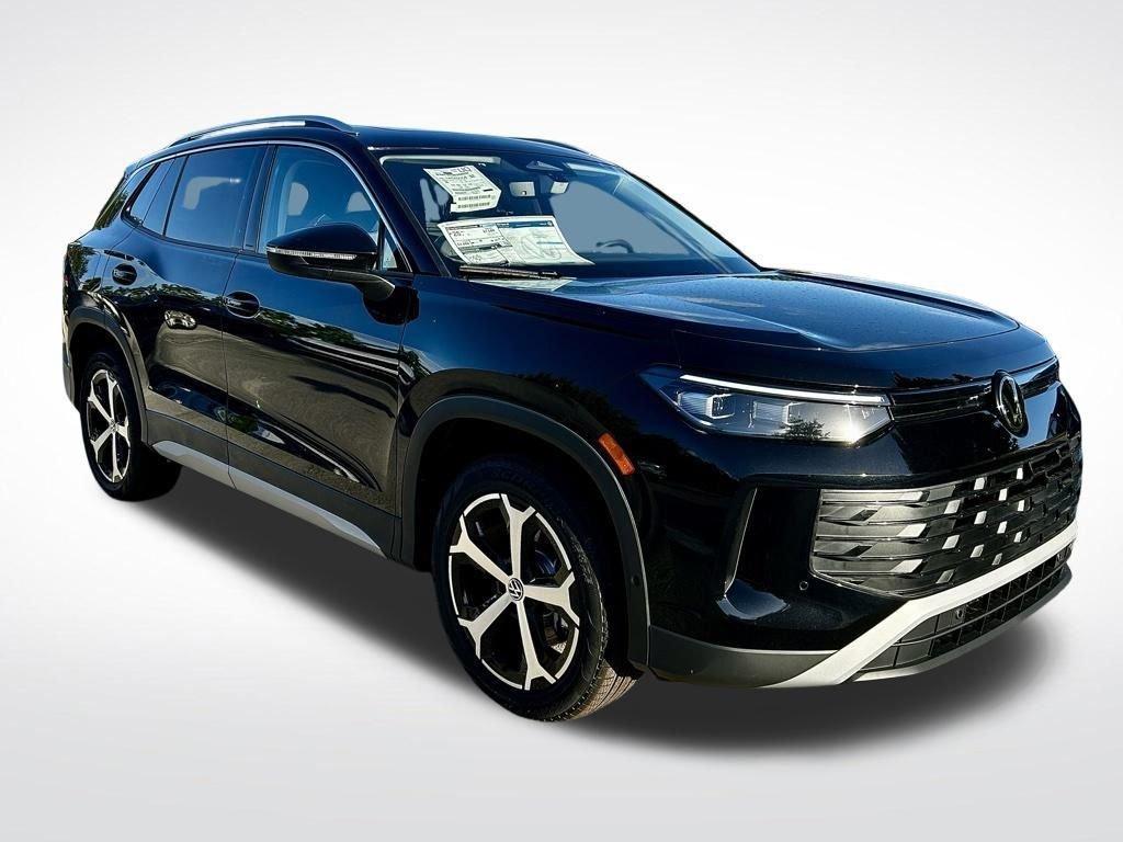 new 2026 Volkswagen Tiguan car, priced at $32,948