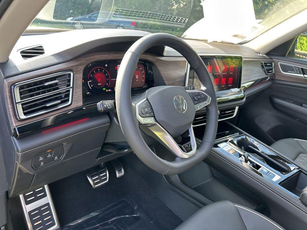 new 2026 Volkswagen Atlas car, priced at $52,611