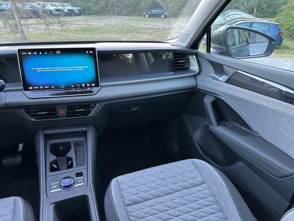 used 2025 Volkswagen Tiguan car, priced at $23,795