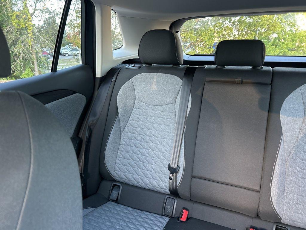 used 2025 Volkswagen Tiguan car, priced at $23,795