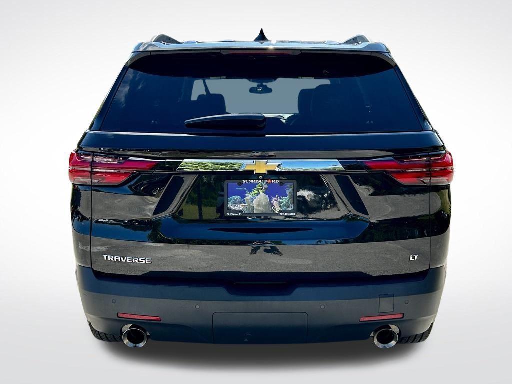 used 2022 Chevrolet Traverse car, priced at $22,998