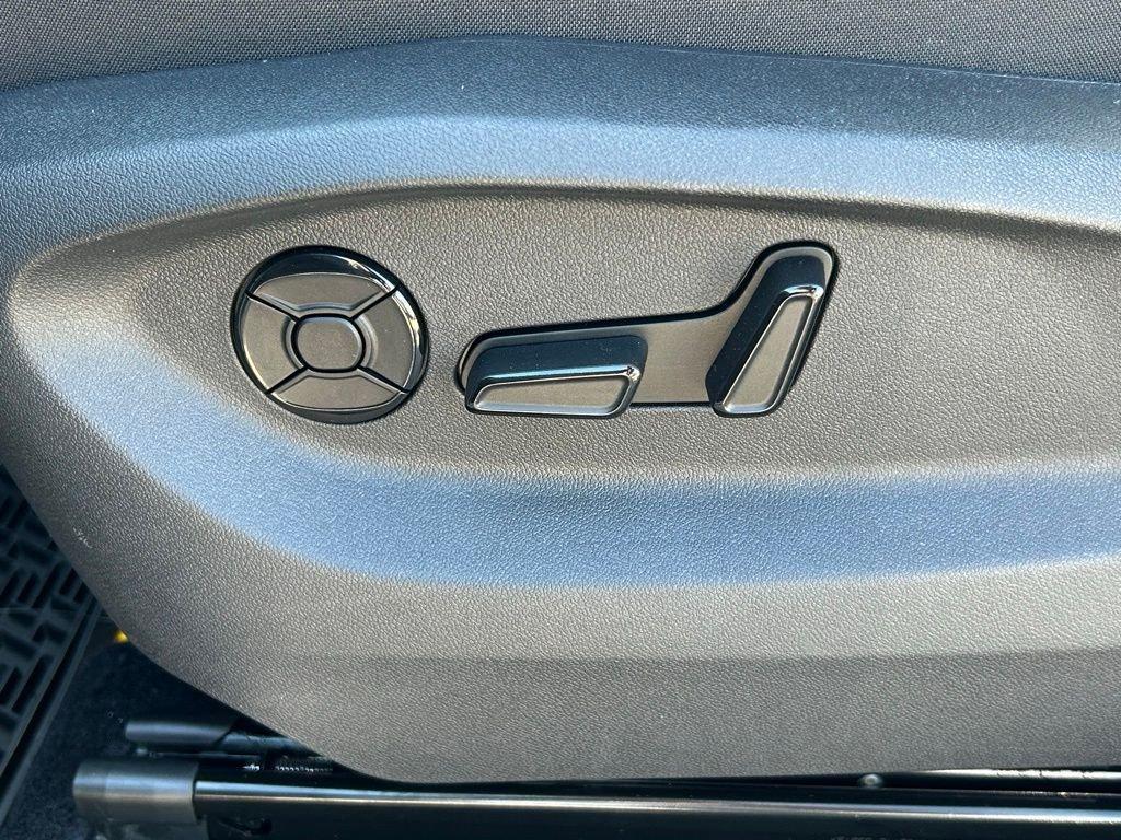 new 2026 Volkswagen Tiguan car, priced at $35,374