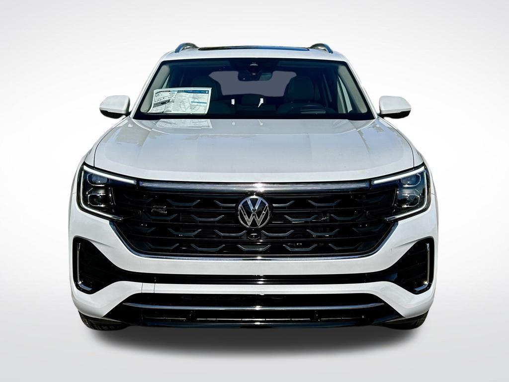 new 2026 Volkswagen Atlas car, priced at $53,371