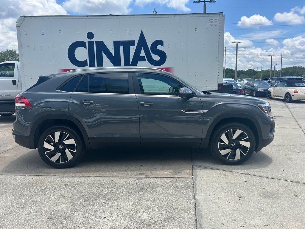 new 2026 Volkswagen Atlas Cross Sport car, priced at $40,186
