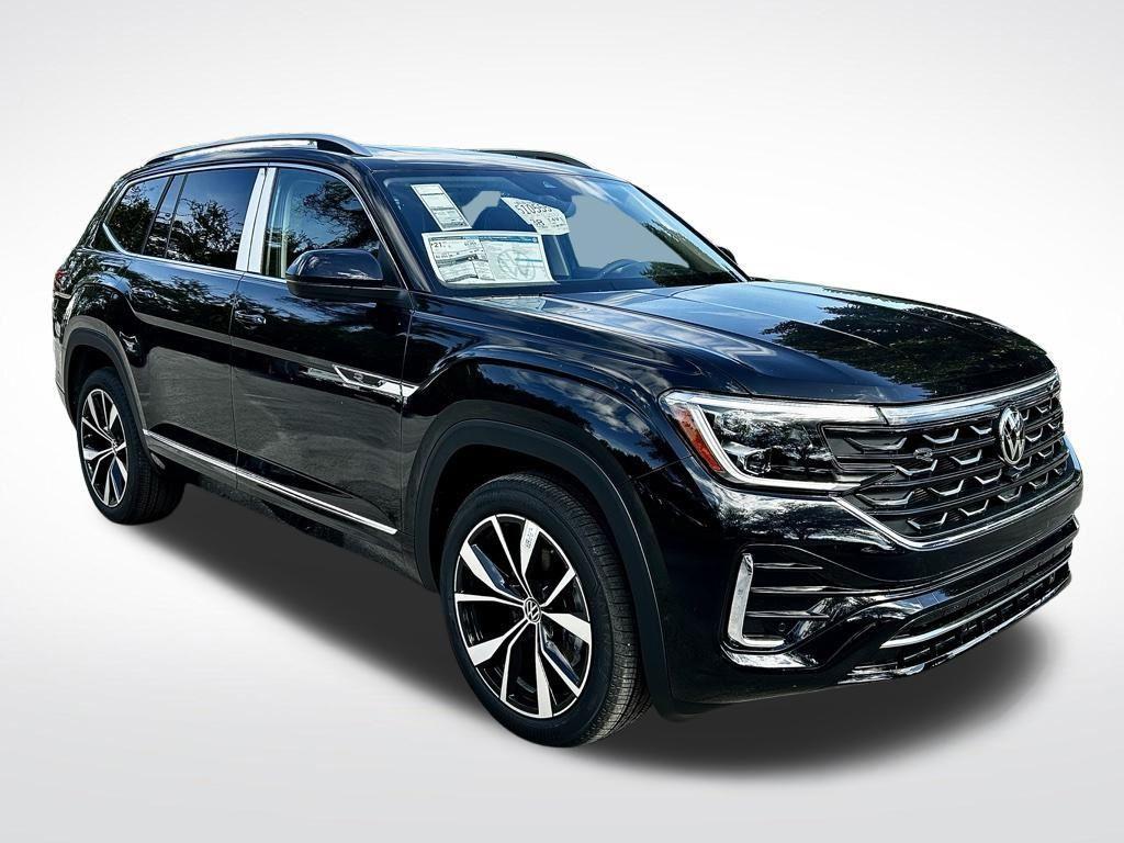 new 2026 Volkswagen Atlas car, priced at $52,611