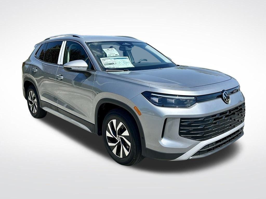 new 2026 Volkswagen Tiguan car, priced at $27,342