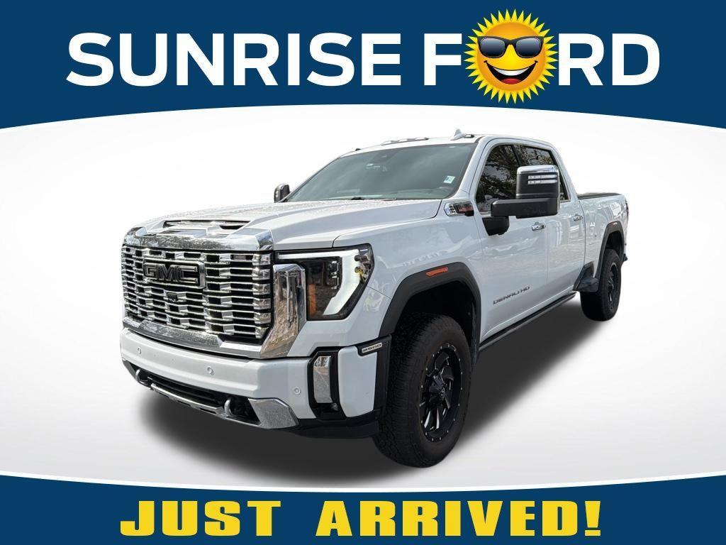 used 2024 GMC Sierra 2500 car, priced at $61,498