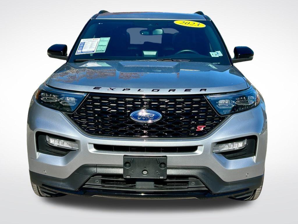 used 2023 Ford Explorer car, priced at $35,598