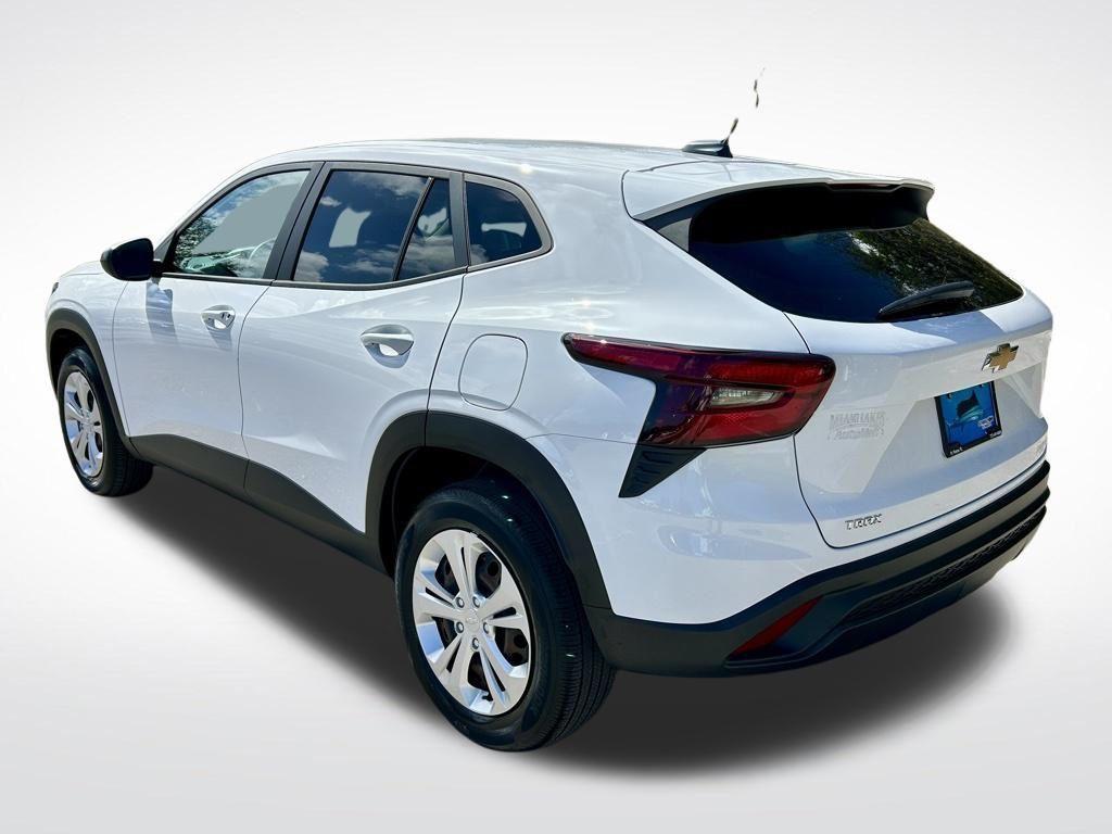 used 2024 Chevrolet Trax car, priced at $18,997