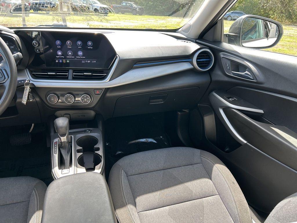 used 2024 Chevrolet Trax car, priced at $18,997