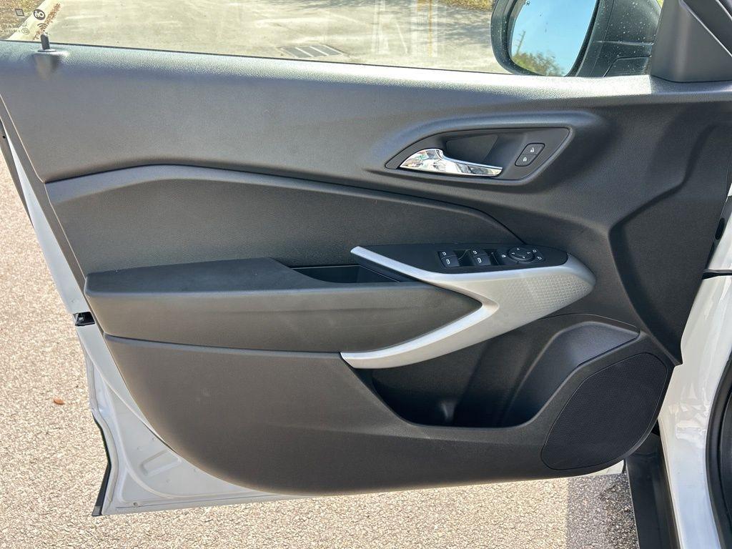 used 2024 Chevrolet Trax car, priced at $18,997