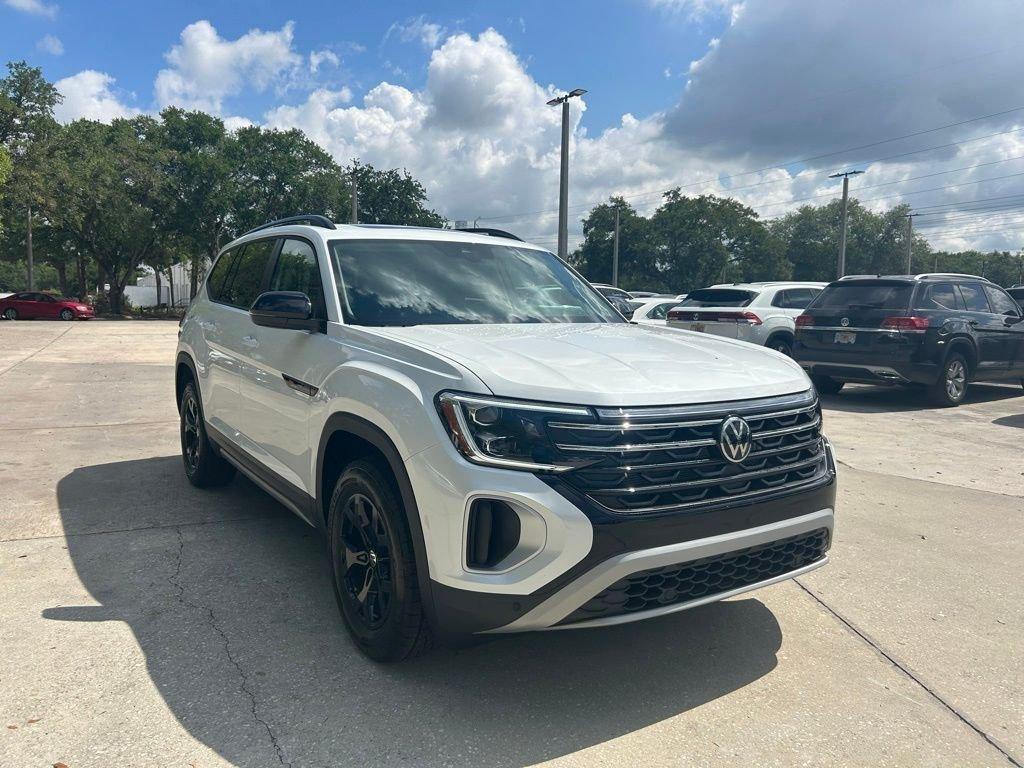 new 2026 Volkswagen Atlas car, priced at $45,640