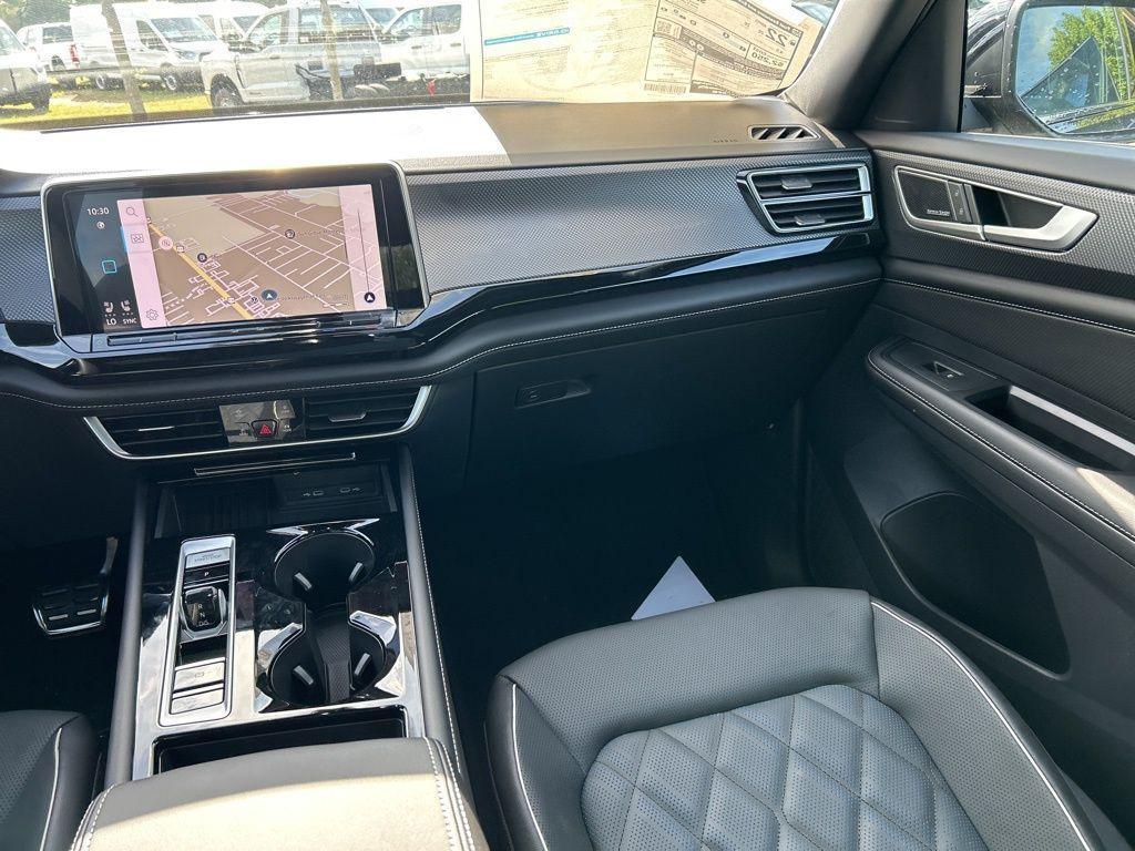 new 2026 Volkswagen Atlas Cross Sport car, priced at $51,293