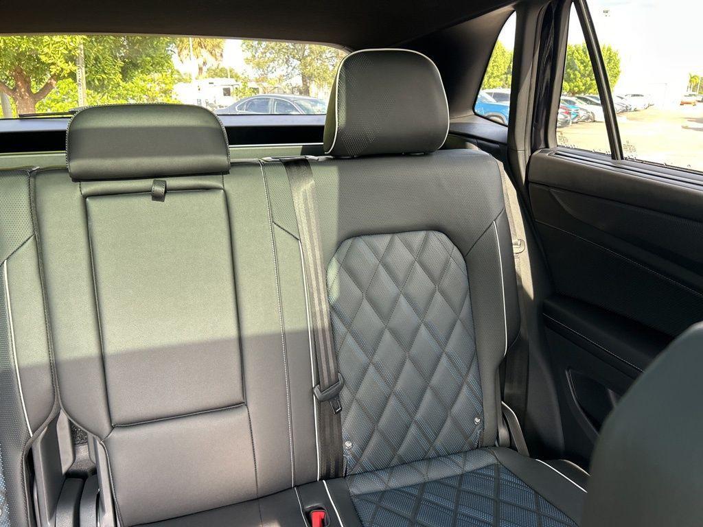 new 2026 Volkswagen Atlas Cross Sport car, priced at $51,293