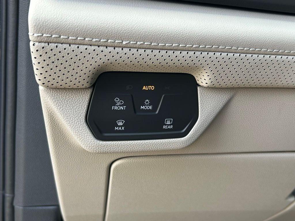 new 2026 Volkswagen Atlas car, priced at $42,866