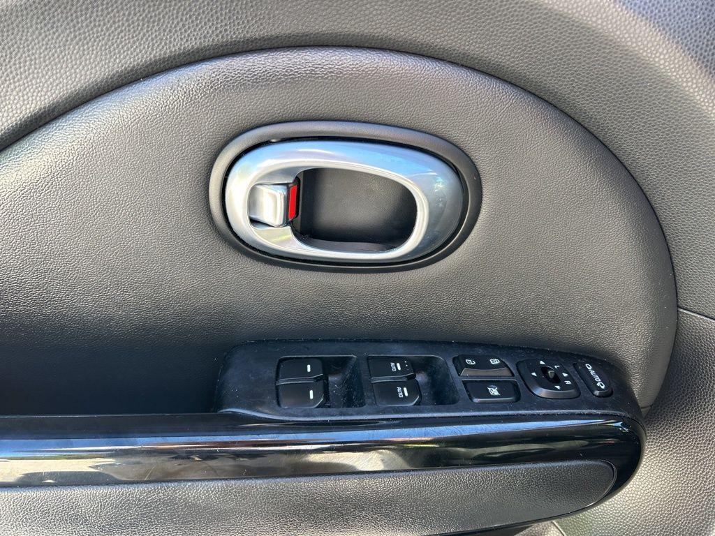 used 2014 Kia Soul car, priced at $7,699