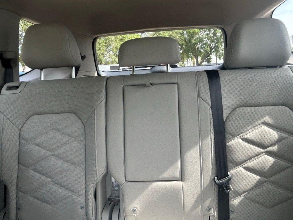 new 2026 Volkswagen Atlas car, priced at $42,199