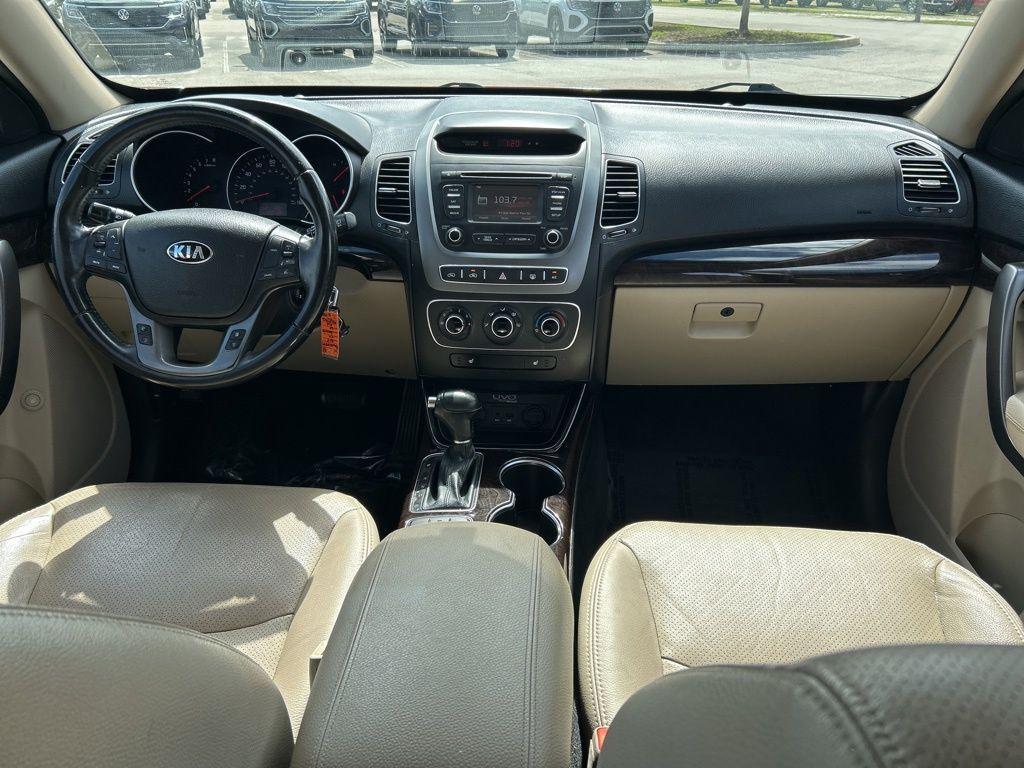 used 2015 Kia Sorento car, priced at $9,395
