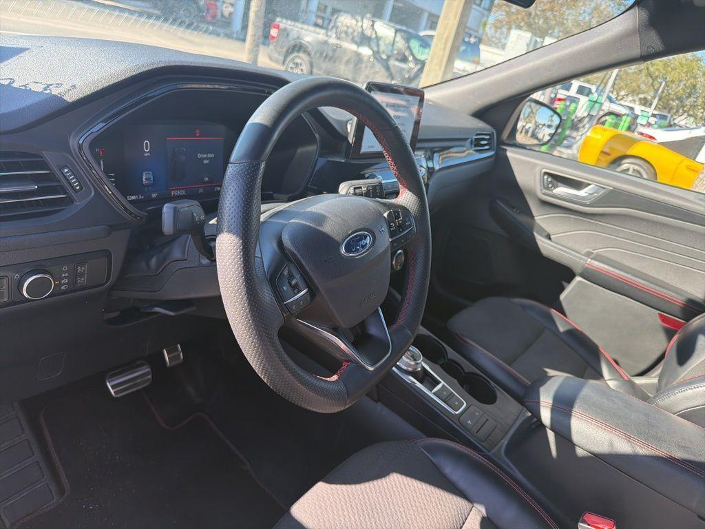 used 2023 Ford Escape car, priced at $19,298