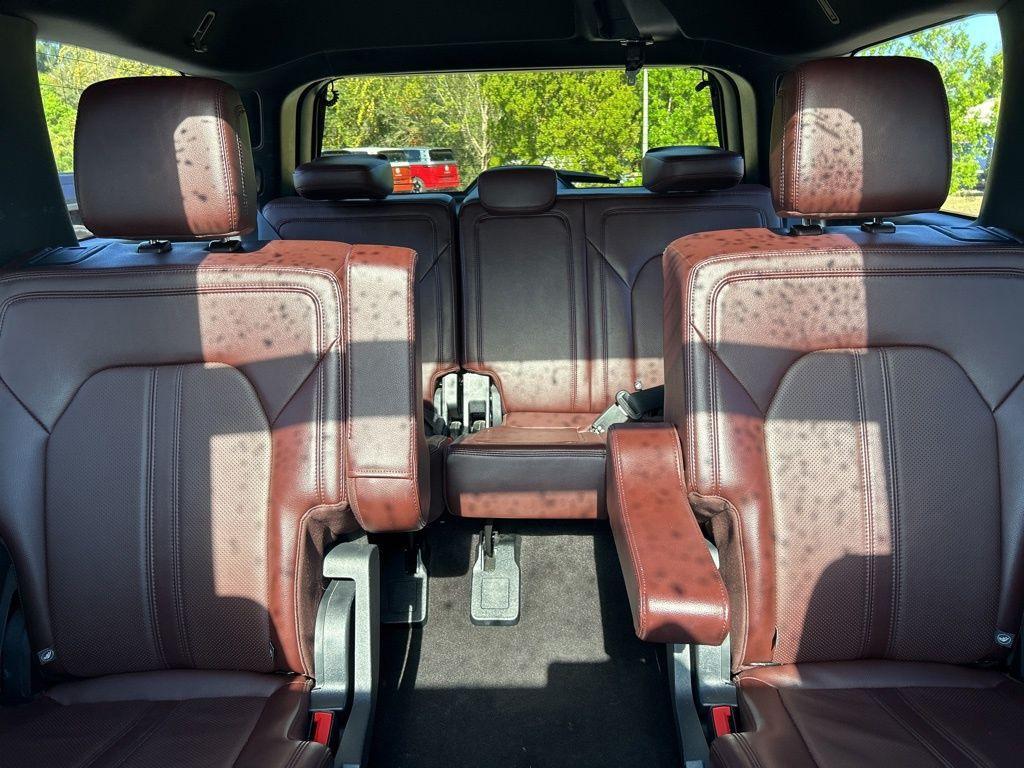 used 2023 Ford Expedition car, priced at $33,697
