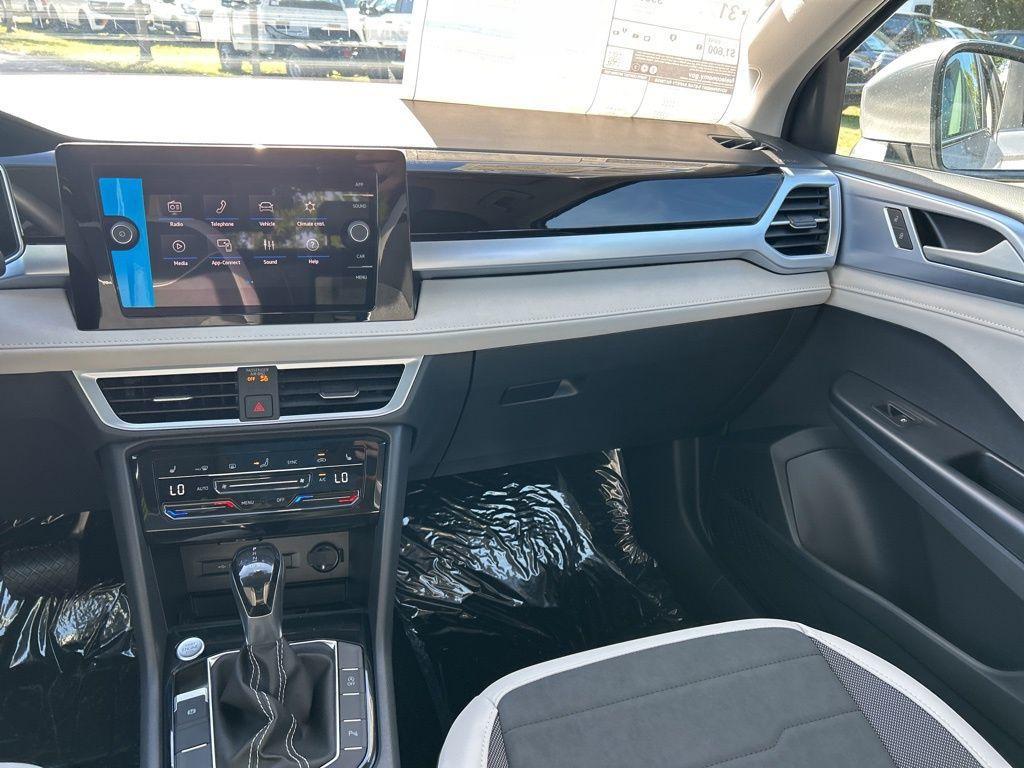 new 2026 Volkswagen Taos car, priced at $33,036