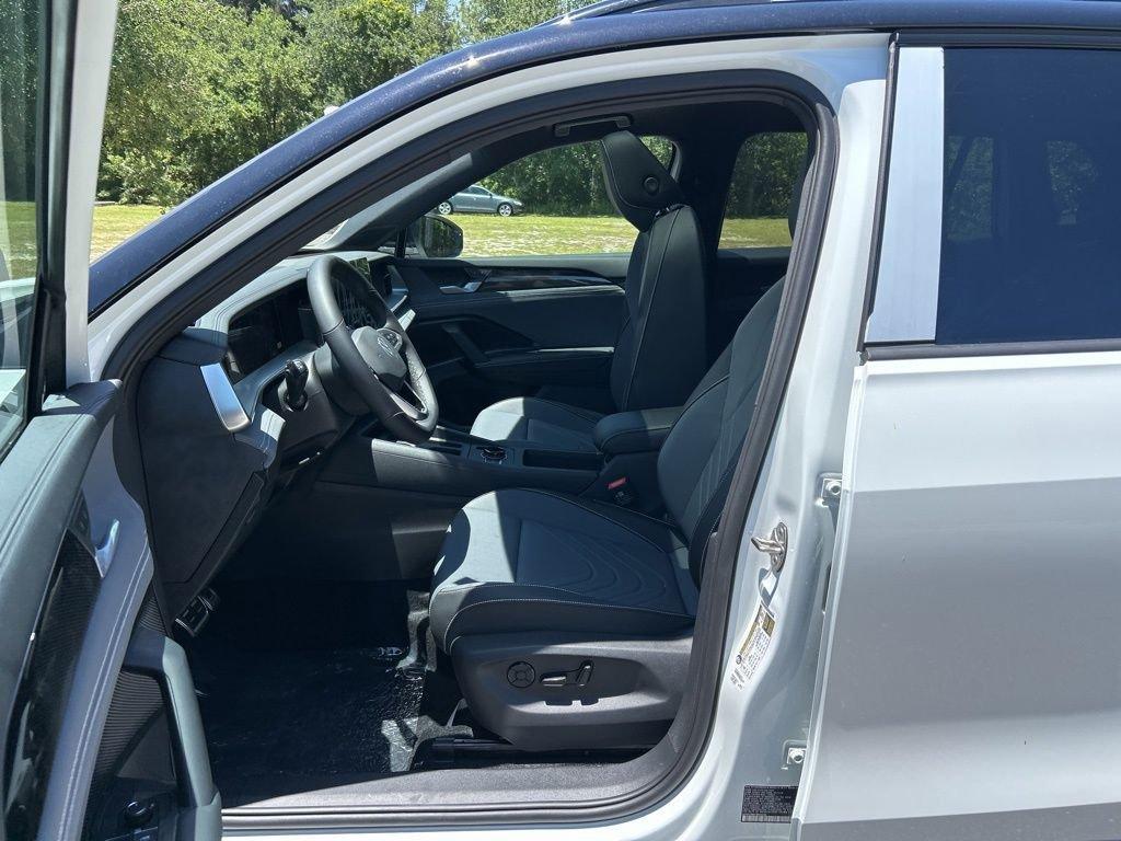 new 2026 Volkswagen Tiguan car, priced at $36,792