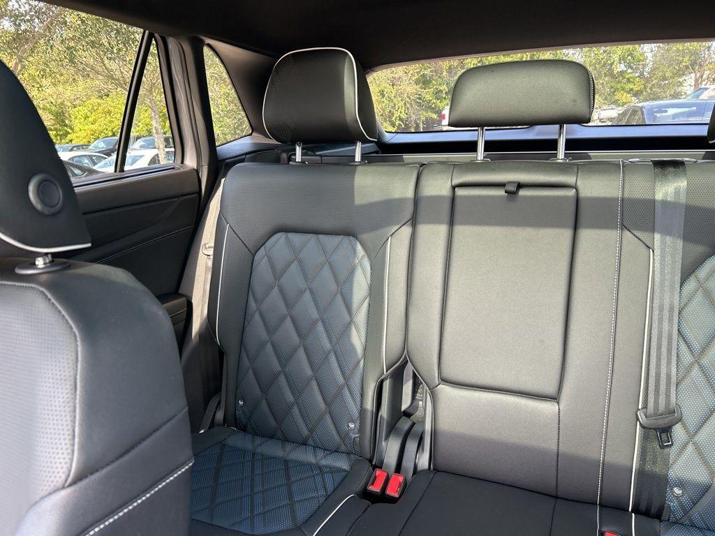 new 2026 Volkswagen Atlas Cross Sport car, priced at $50,293