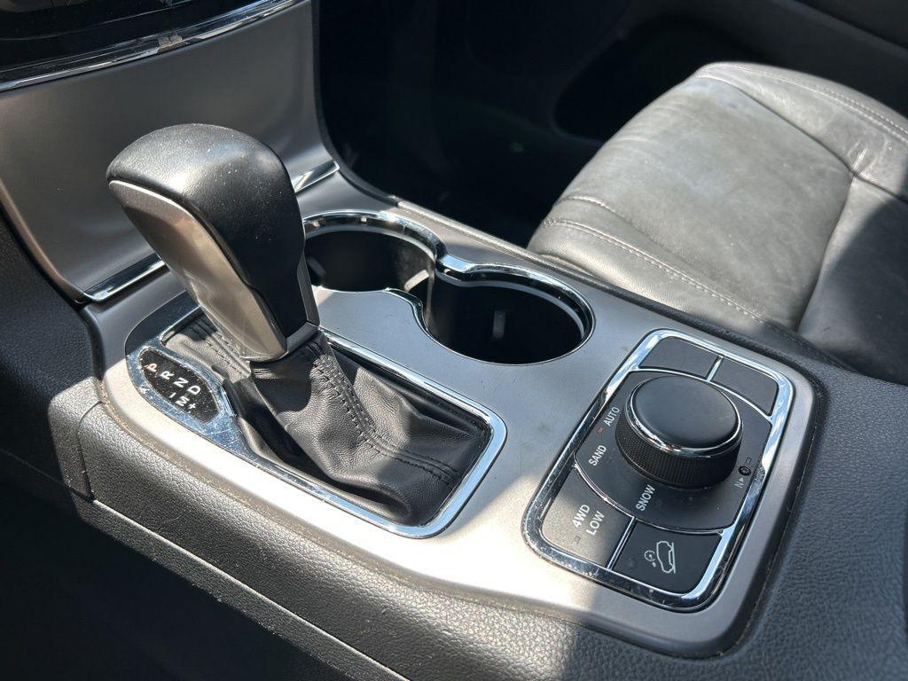 2022 Bright White Clearcoat Jeep Grand Cherokee WK