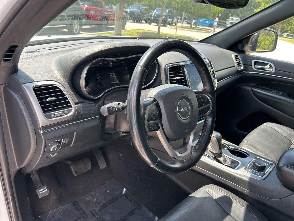 2022 Bright White Clearcoat Jeep Grand Cherokee WK