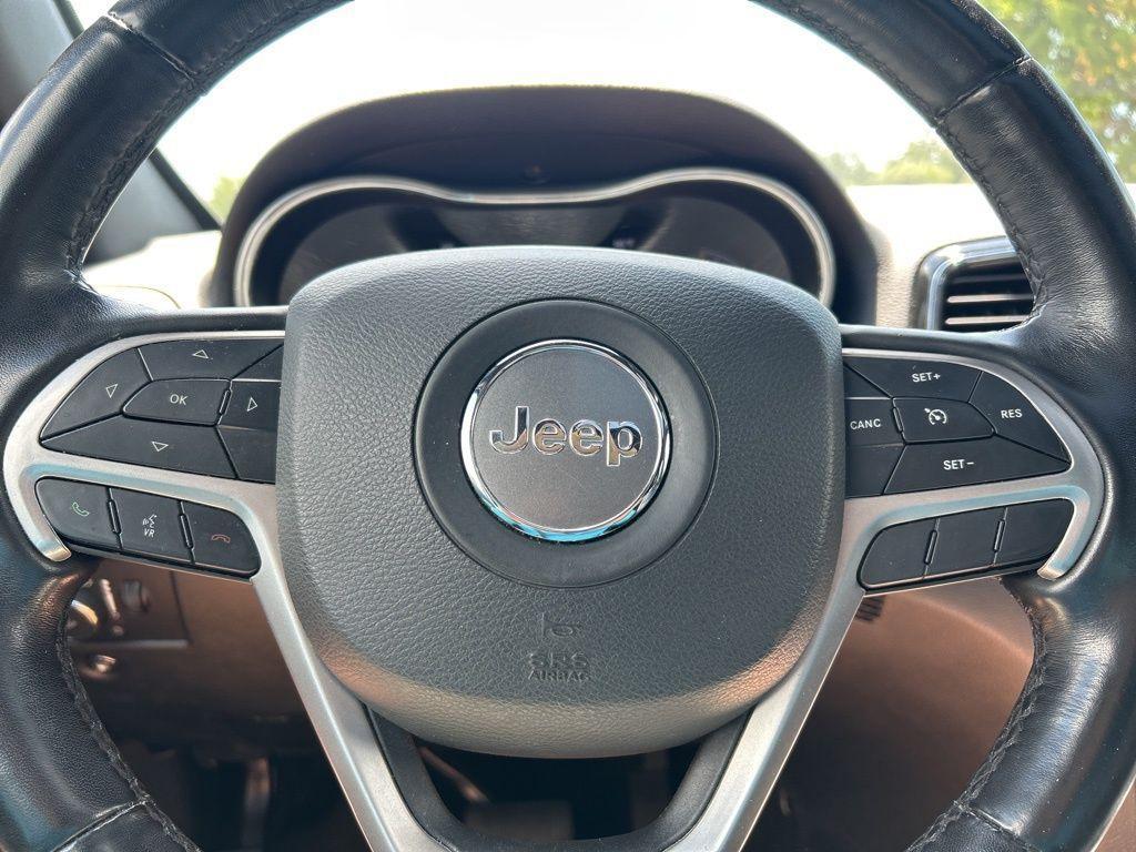 2022 Bright White Clearcoat Jeep Grand Cherokee WK