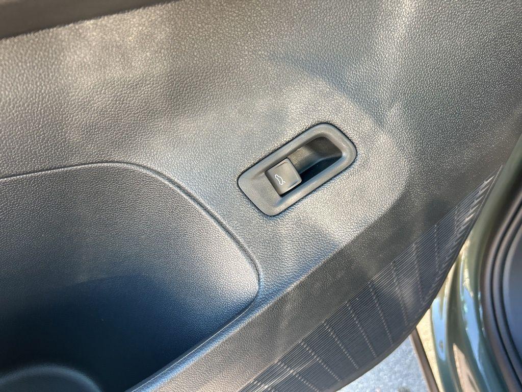 new 2026 Volkswagen Atlas car, priced at $43,138