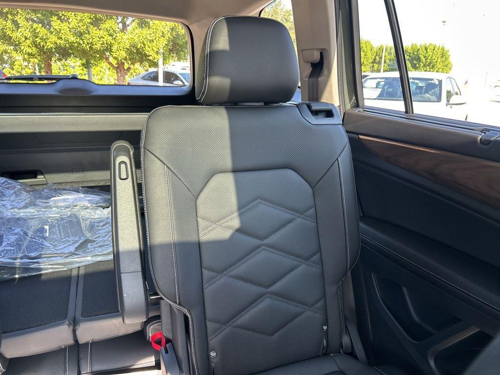 new 2026 Volkswagen Atlas car, priced at $43,138