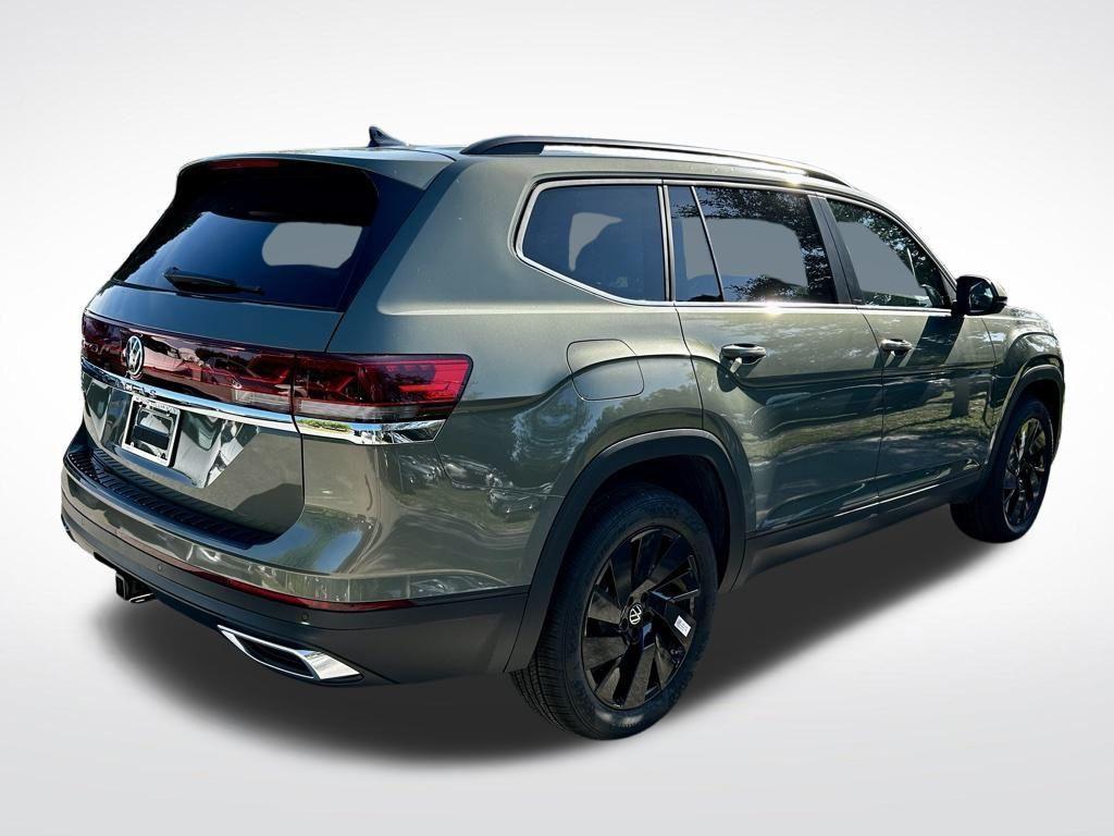 new 2026 Volkswagen Atlas car, priced at $43,138