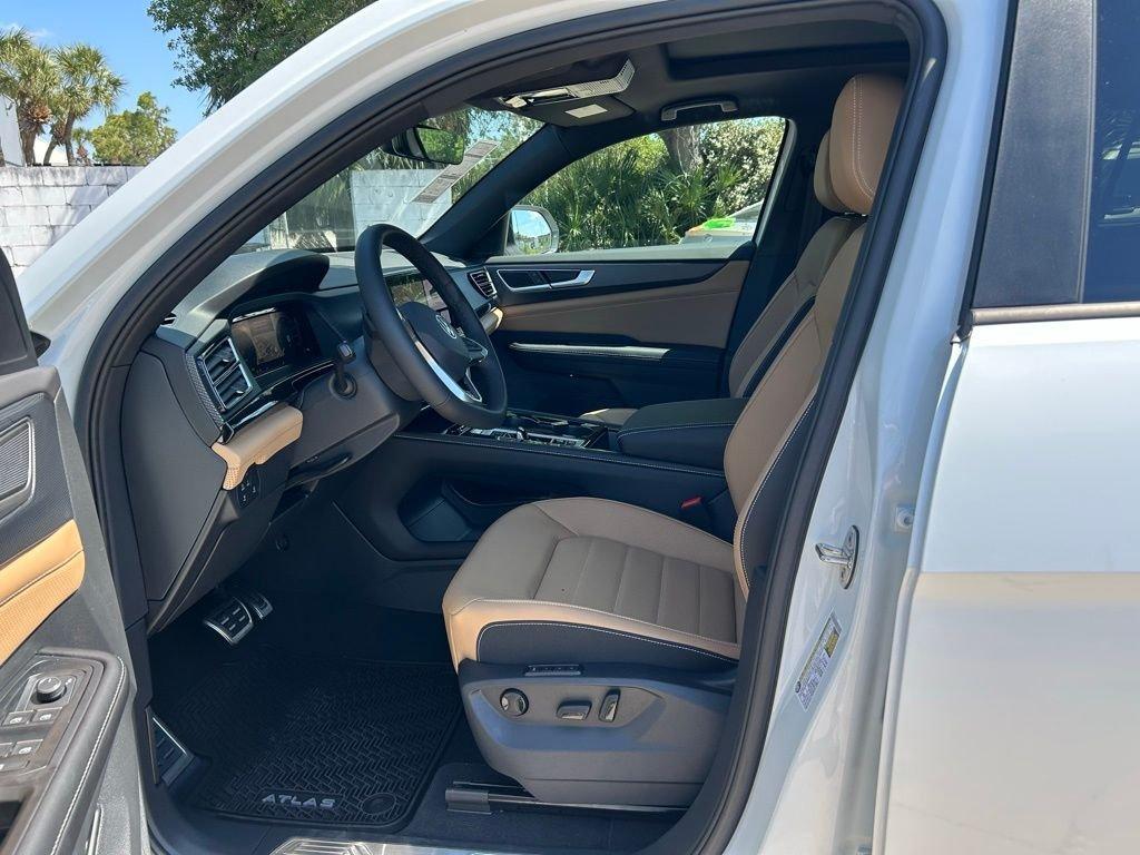 new 2026 Volkswagen Atlas Cross Sport car, priced at $48,040