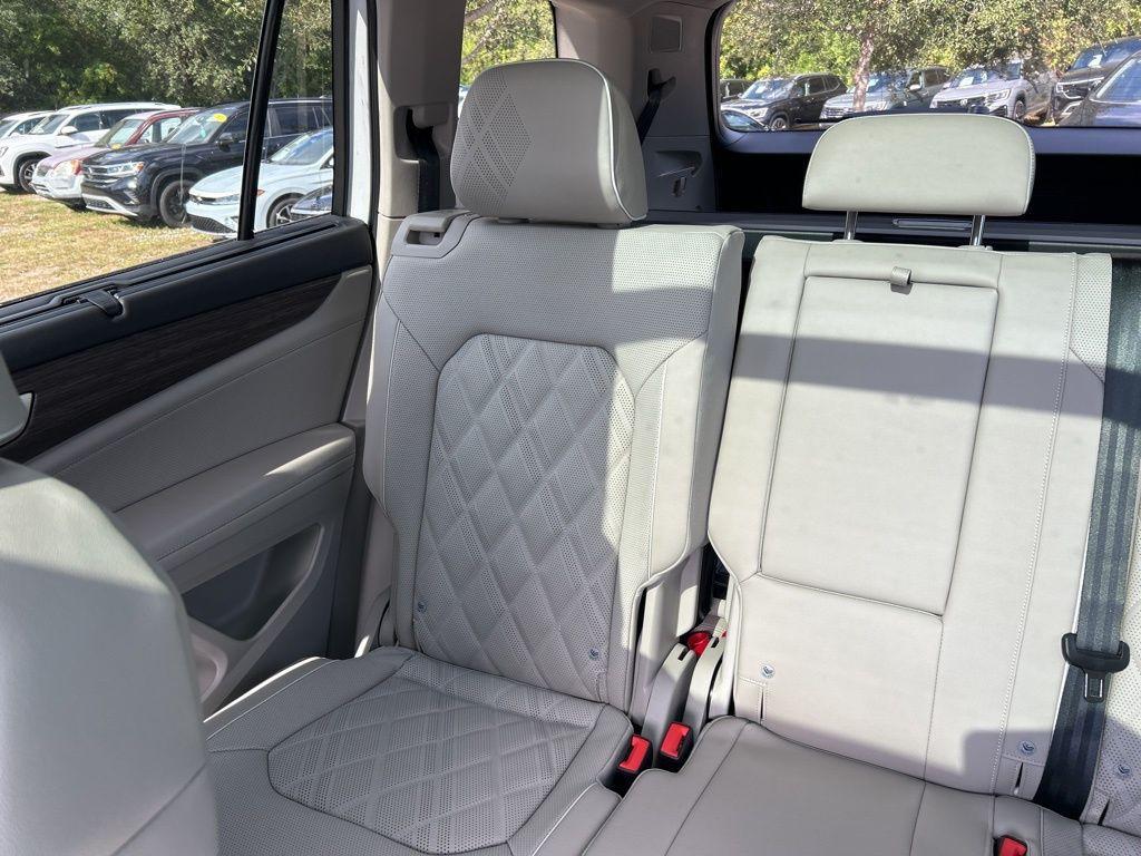 new 2026 Volkswagen Atlas car, priced at $52,371