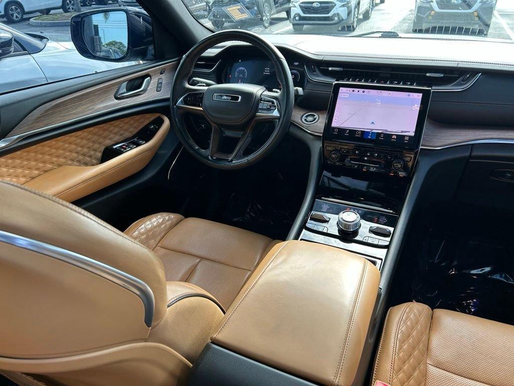 used 2023 Jeep Grand Cherokee car, priced at $38,497