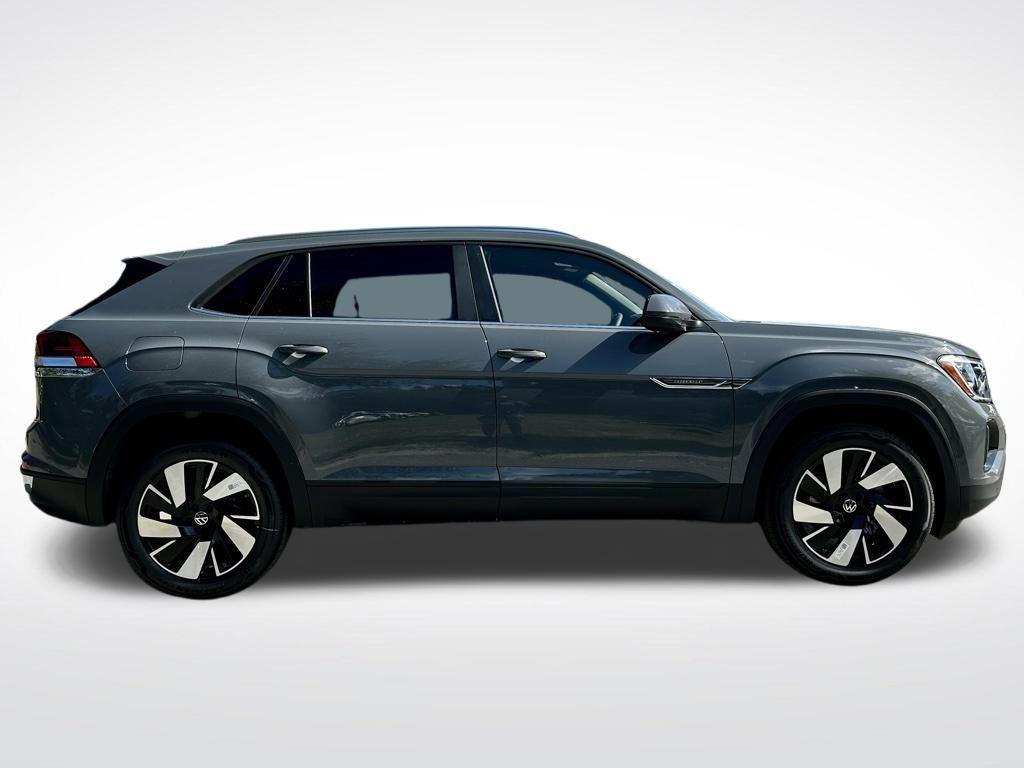 new 2026 Volkswagen Atlas Cross Sport car, priced at $41,706