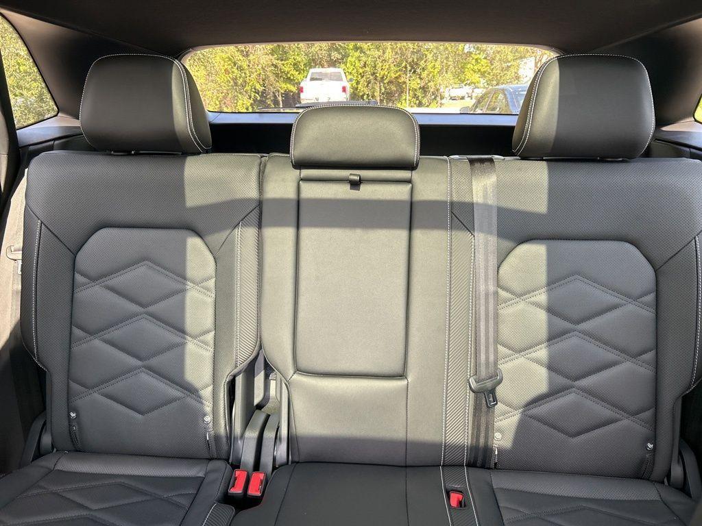 new 2026 Volkswagen Atlas Cross Sport car, priced at $41,706