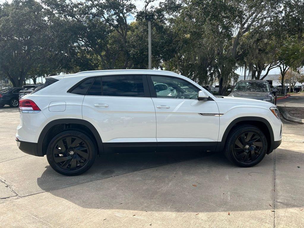 new 2026 Volkswagen Atlas Cross Sport car, priced at $40,757