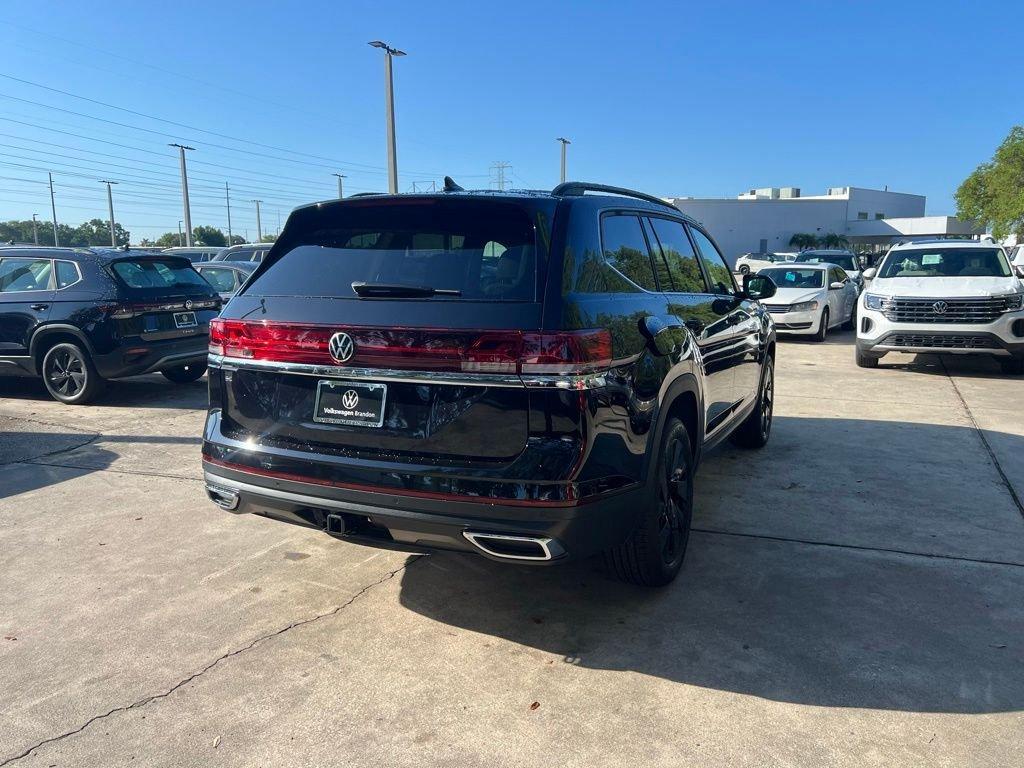 new 2026 Volkswagen Atlas car, priced at $43,437