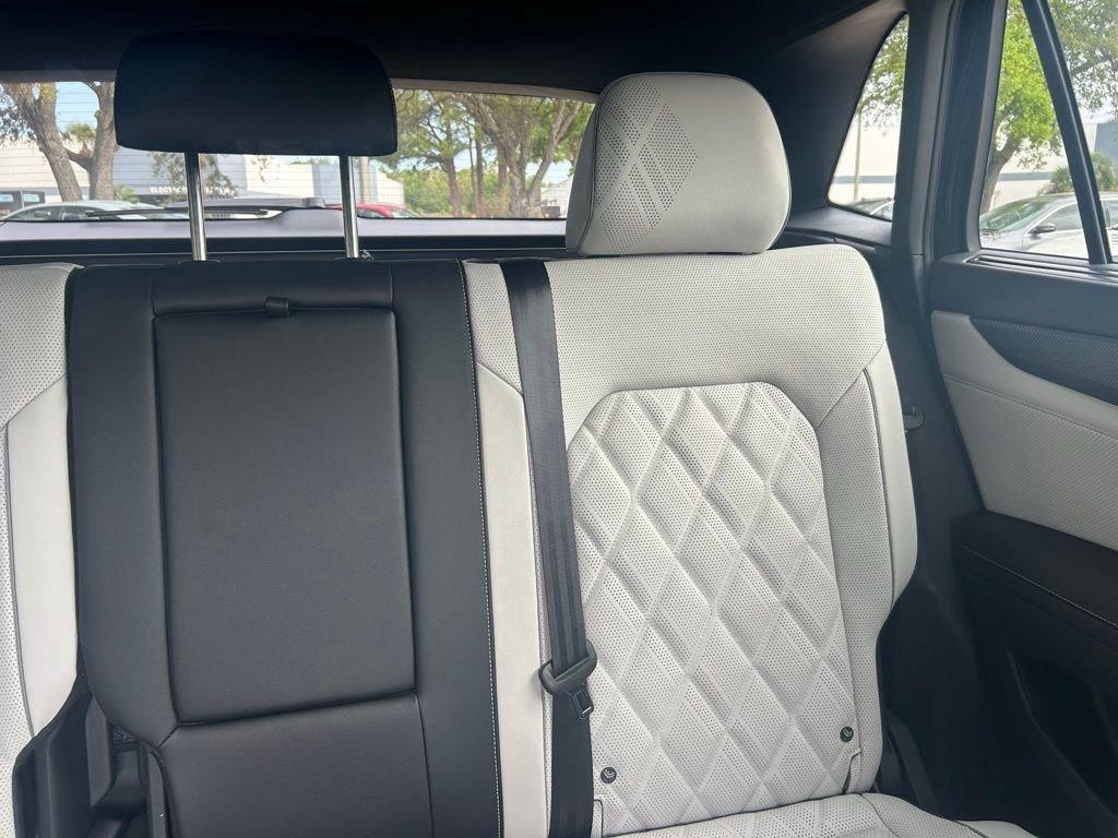 new 2026 Volkswagen Atlas Cross Sport car, priced at $51,541