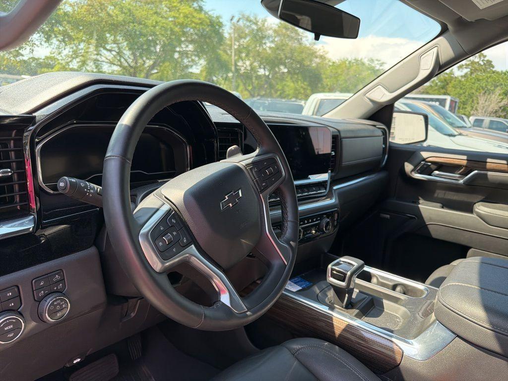 used 2024 Chevrolet Silverado 1500 car, priced at $45,297