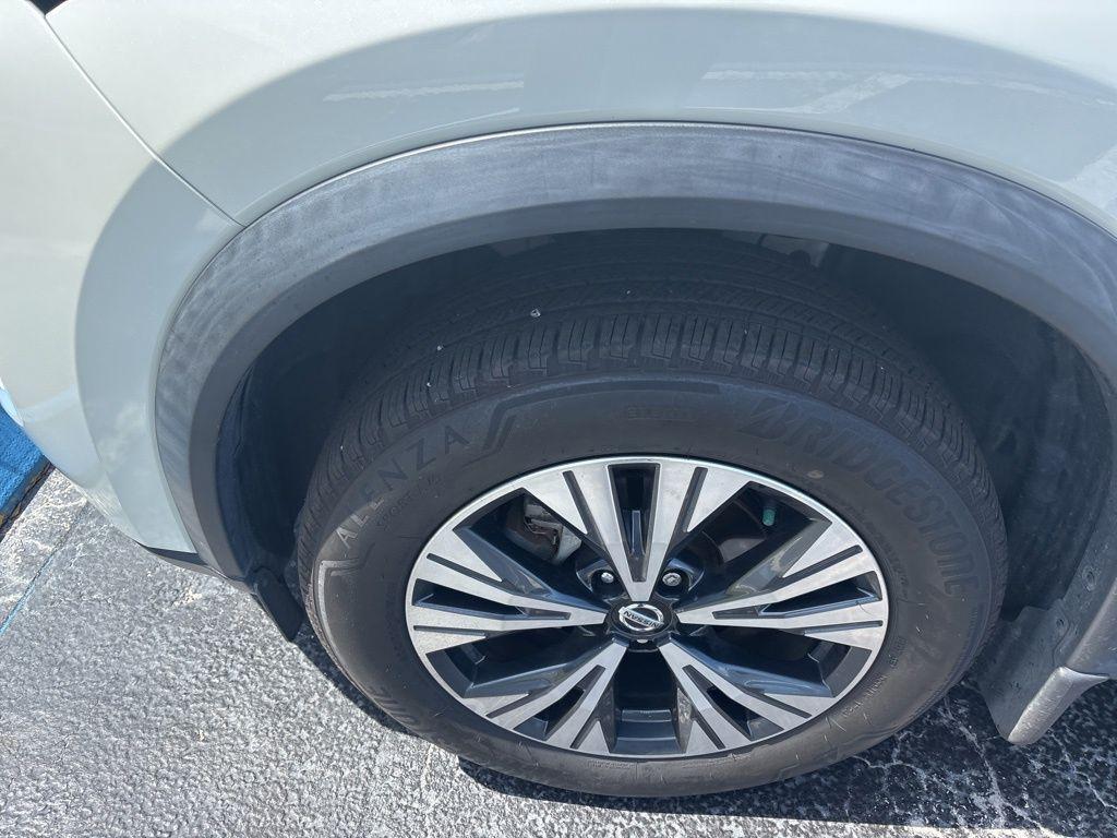 used 2021 Nissan Rogue car, priced at $17,998