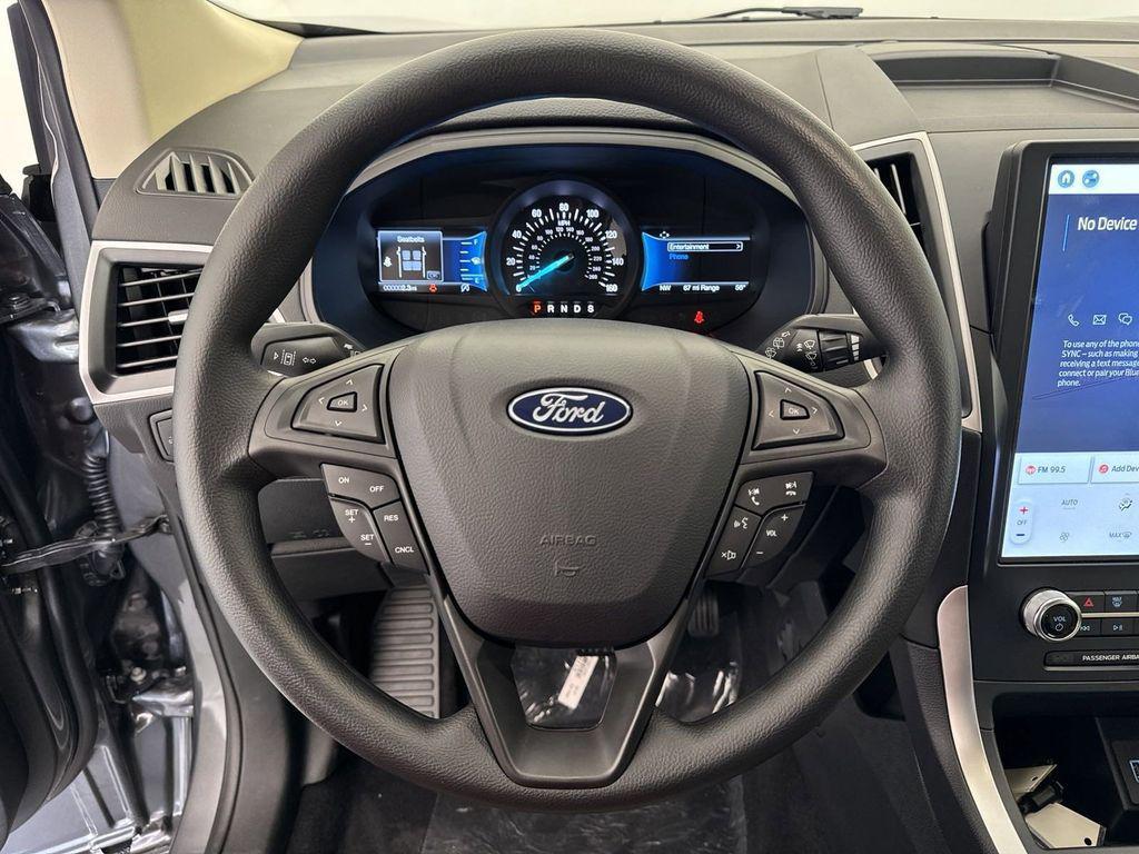 new 2024 Ford Edge car, priced at $30,960
