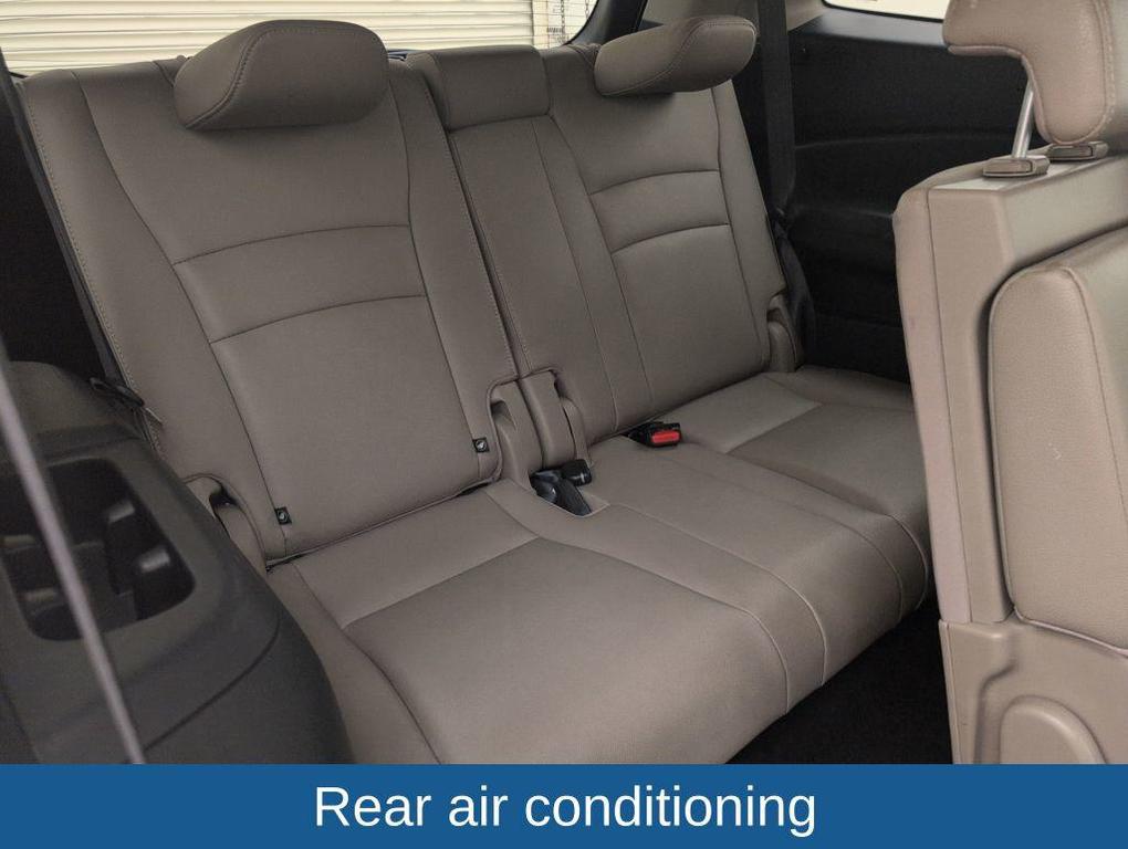 used 2020 Honda Pilot car, priced at $17,500