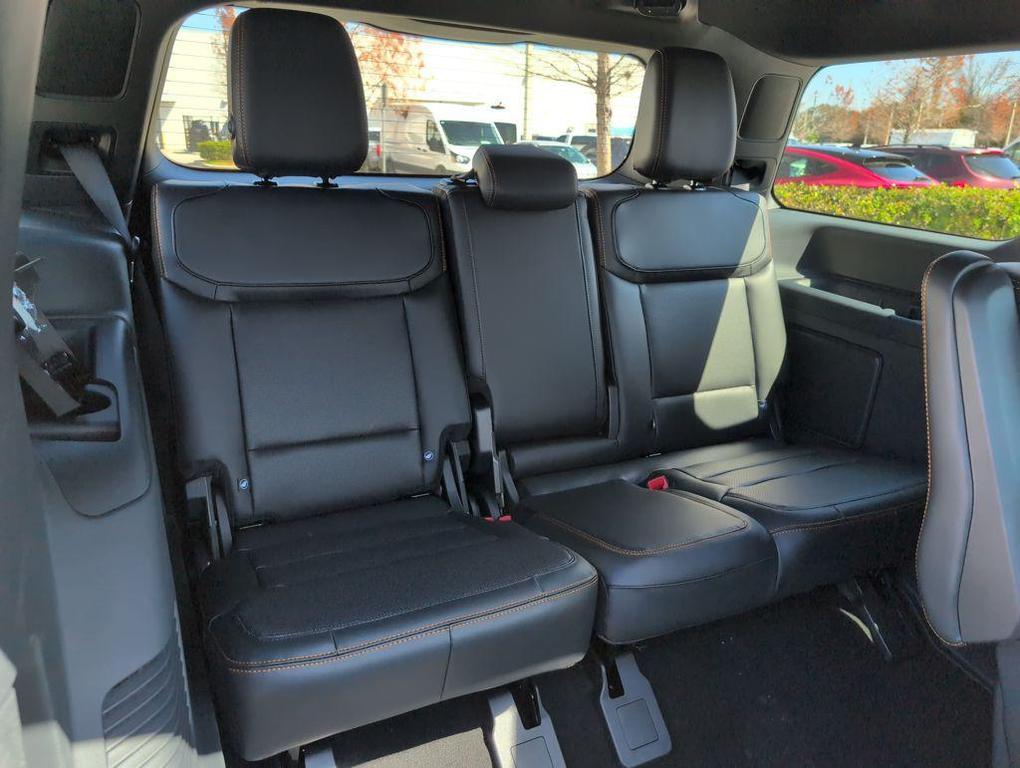 new 2026 Ford Expedition car, priced at $82,013