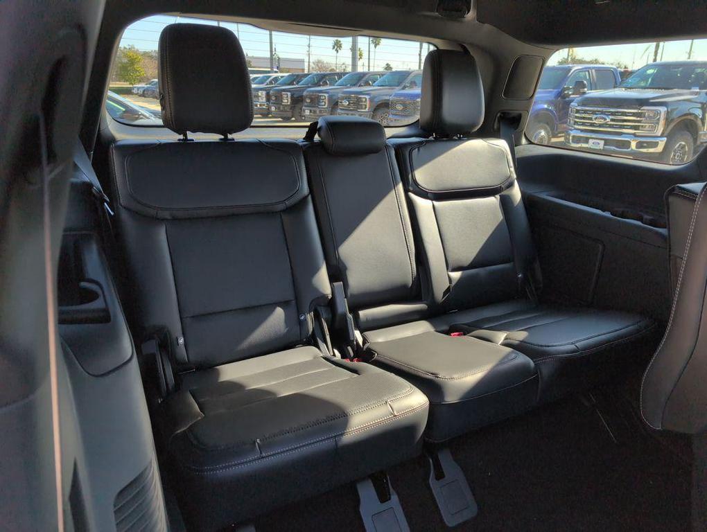 new 2026 Ford Expedition car, priced at $77,956